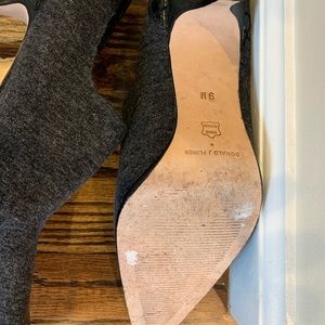 Donald J. Pliner Shoes - Donald J. Pliner gray wool booties Donald J. Pliner Shoes - Donald J. Pliner gray wool booties